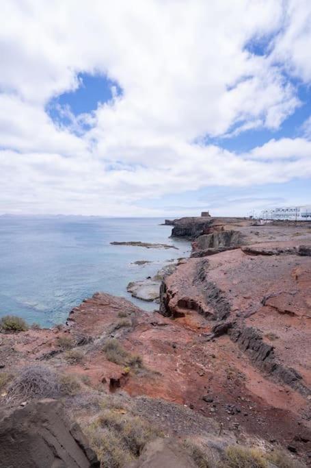 Beautiful Home In Lanzarote 5 Mins From Marina Playa Blanca  Exterior photo